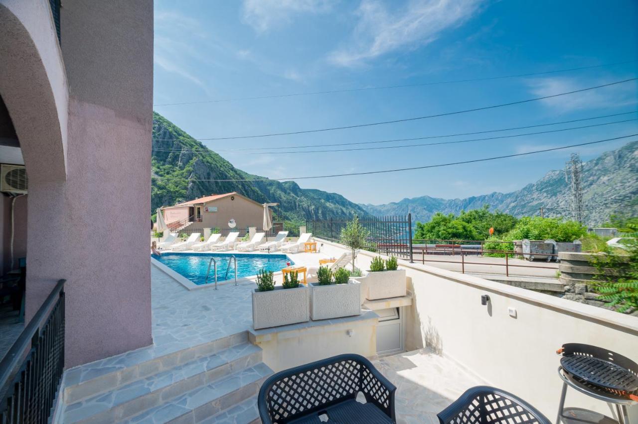 Boka Bay Apartment Kotor Exterior foto